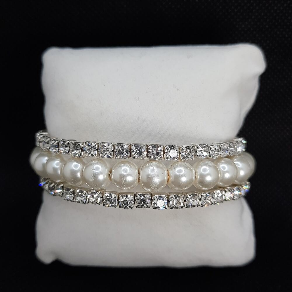 Elegant Faux Pearl Rhinestone Bracelet Wire Wrap Multi Layer Coil Silver Tone